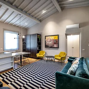 Appartement Hs4u Ricasoli Luxury Near Duomo N.2, Florence